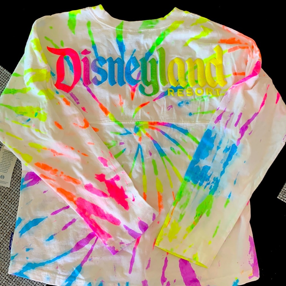 BNWT Disneyland Spirit Jersey Youth size XL